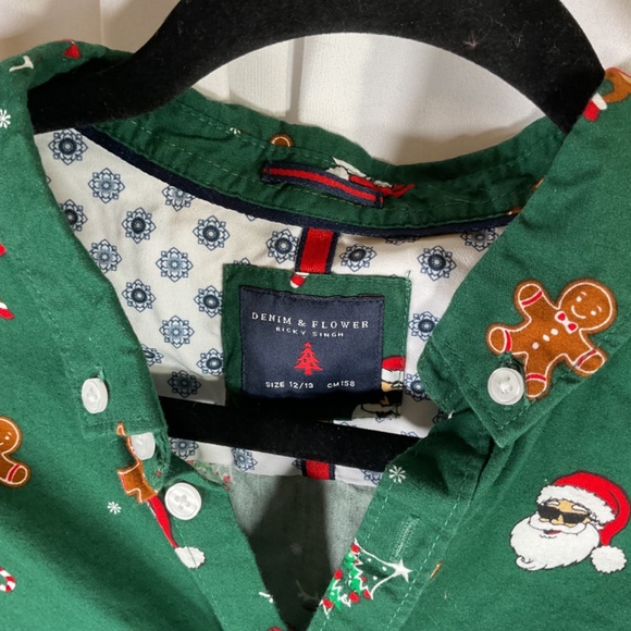 Denim & Flower Ricky Singh Button Up Santa Print Short Sleeve Shirt Boys 12-13 - Picture 2 of 7
